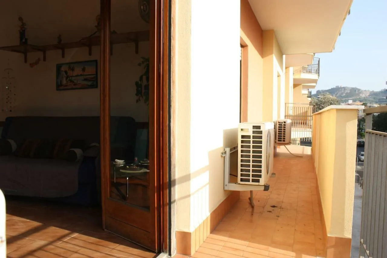 Carla Apartment Bagheria Italy